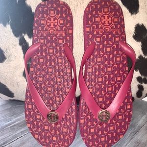 Tory Burch Magenta Lattice print flip flops